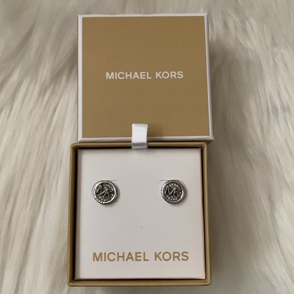 MICHAEL KORS Pave Signature Logo Round Stud Earrings in Silver - Picture 1 of 2